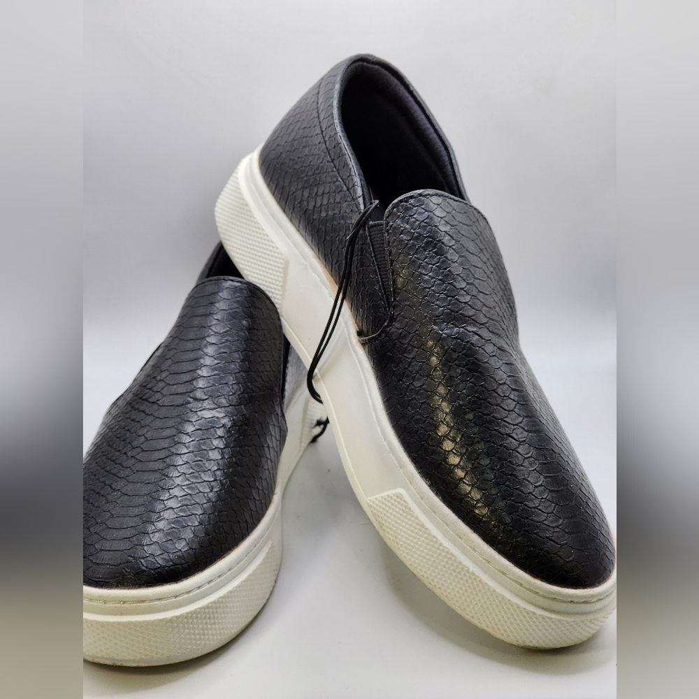 Arizona Jean Co. Slip On Sneakers